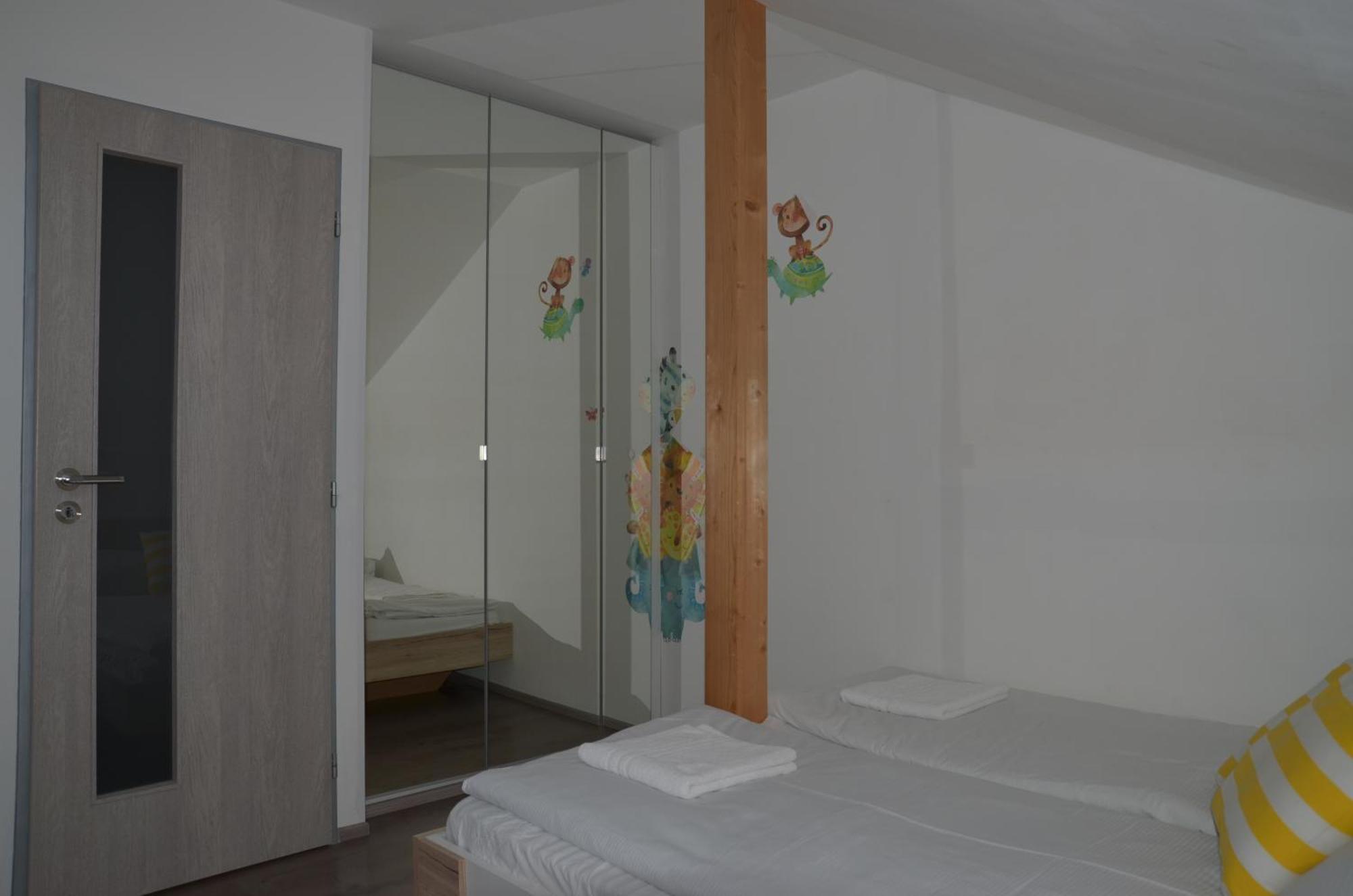 Apartmany Marco Polo Lednice Exterior foto