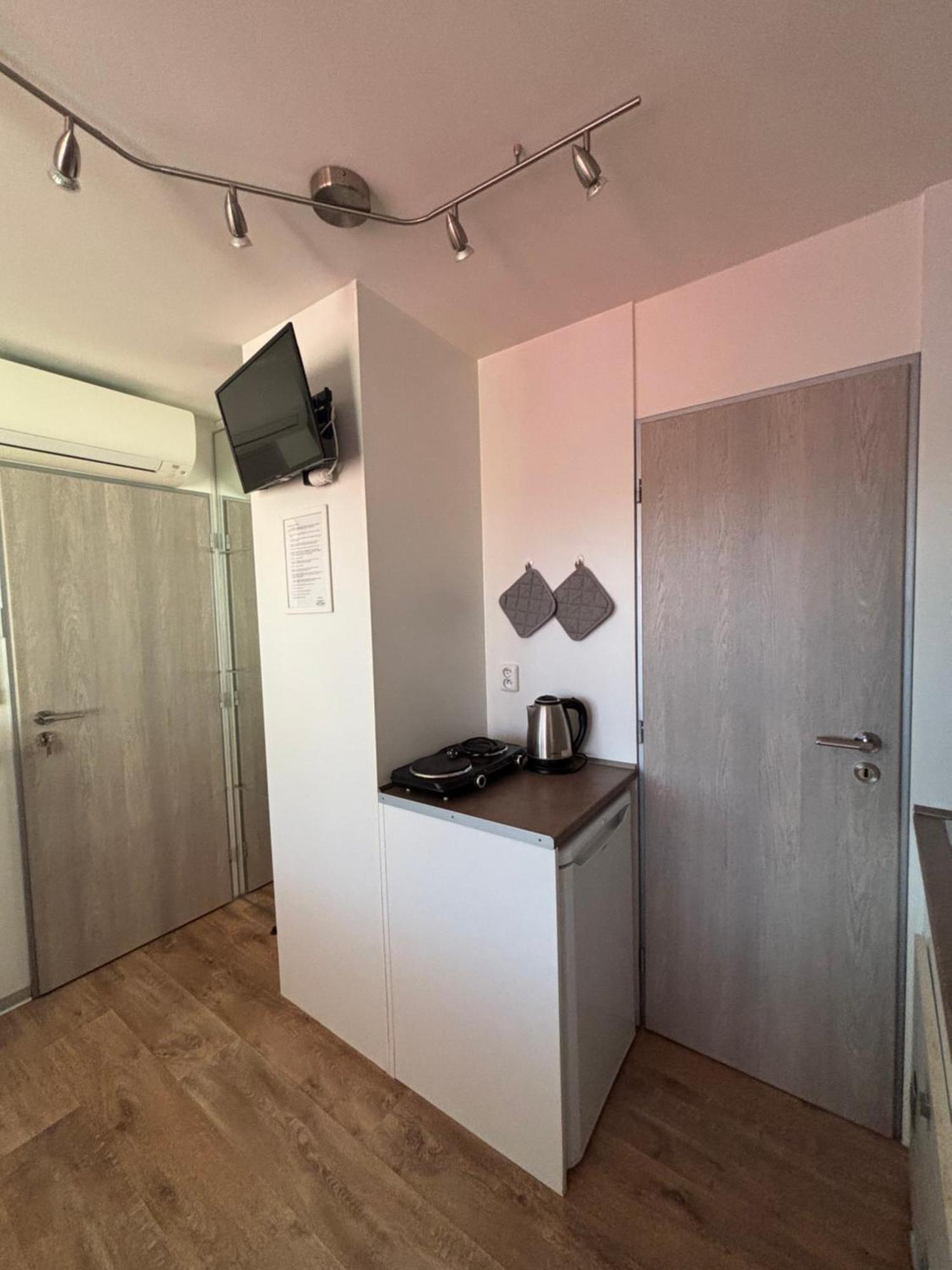 Apartmany Marco Polo Lednice Exterior foto